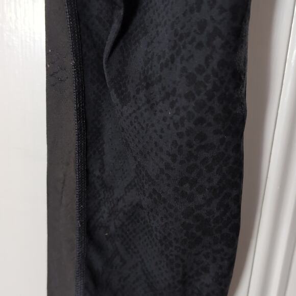 Lululemon Snake Reflective Leggings - Picture 2 of 5